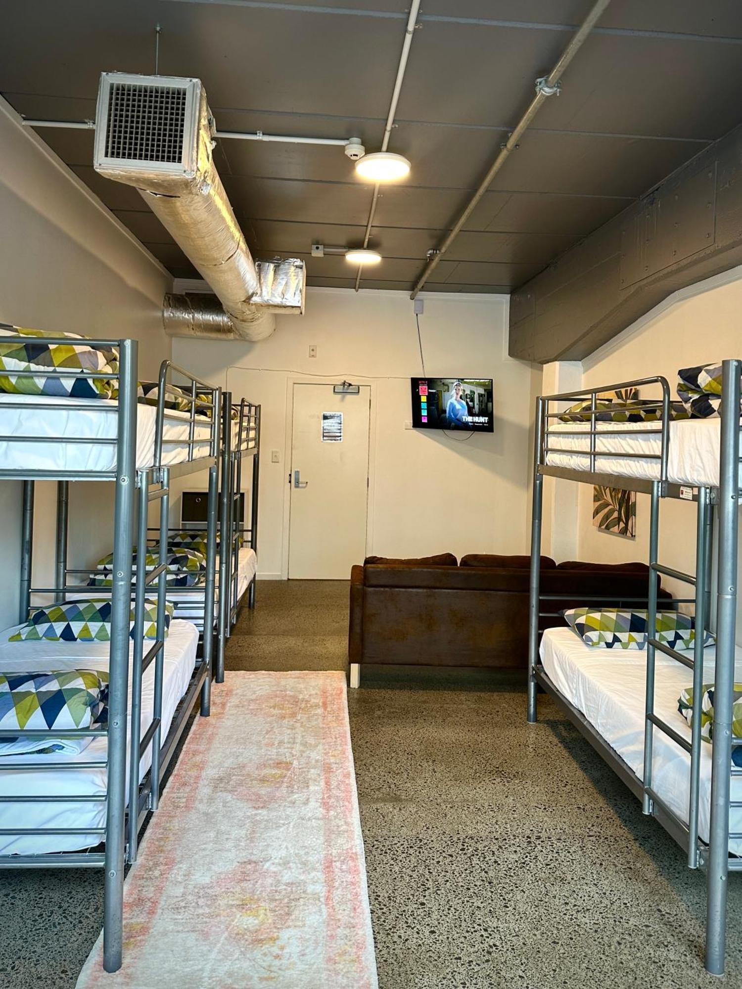 Tmacs Auckland Hostel Екстериор снимка